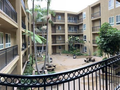 1401 S Saint Andrews Pl APT 209