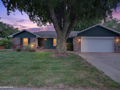 1604 E Cadillac Dr