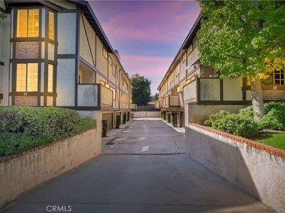 Property at 29 S Vinedo Ave APT 4, Pasadena, CA