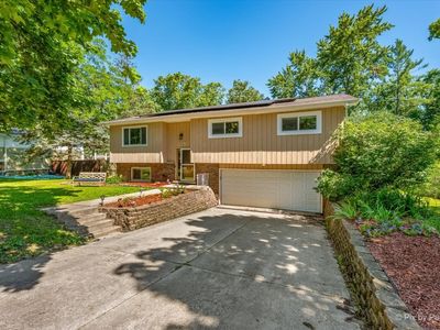 29W264 Lee Rd