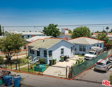 11012 Willowbrook Ave