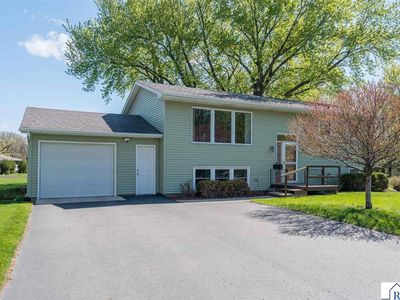 Property at 1612 Clare Ct, North Mankato, MN