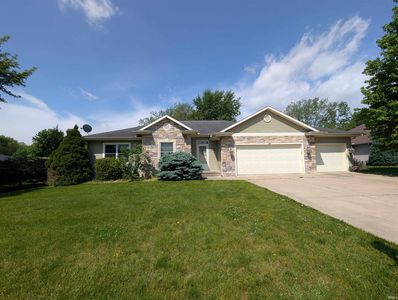 333 Fairview Dr