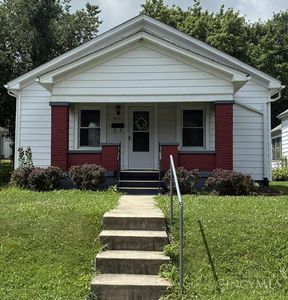 671 Ridgewood Ave