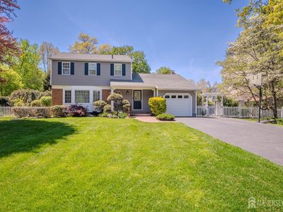 6 Millstone Dr