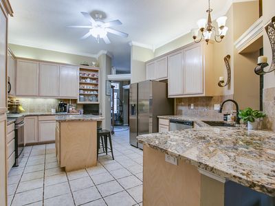 3565 Clearview Dr