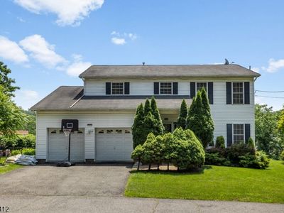 1436 Pleasant Valley Way