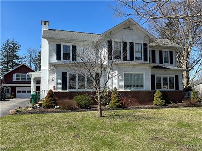 382 Pleasant Ave