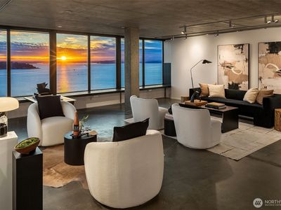 2201 3rd Avenue #2601