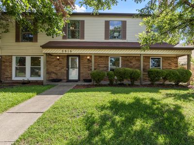 2910 Geneva Dr