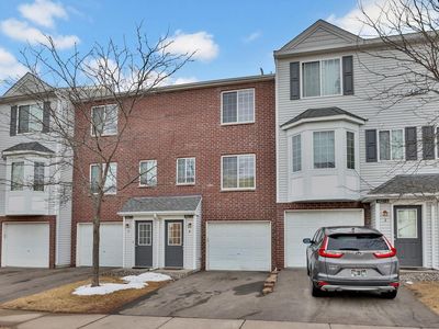 4827 Elm Dr N UNIT 4