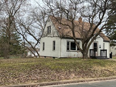 109 Basil St