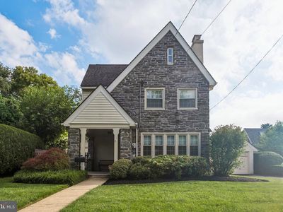 406 N Sterling Rd