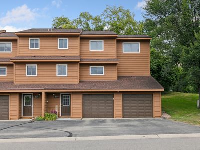 1603 Raindrop Dr
