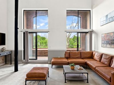 96 Old Colony Ave #302