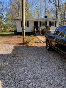 220 Bishop Squirewell Rd