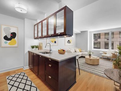 80 Riverside Blvd APT 4P