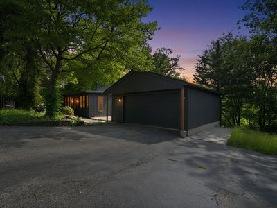 306 N Cresthill Ave