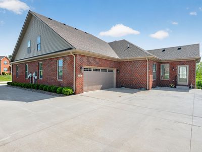 21 Hannah Ln