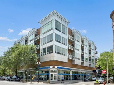 3920 N Sheridan Rd #505