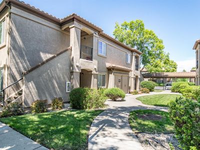 4200 E Commerce Way #1324