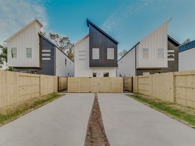 Property at 5914 Shelburne St, Humble, TX