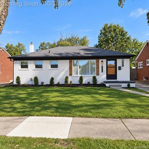 21731 Edmunton St