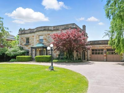 2307 Forest Park Blvd