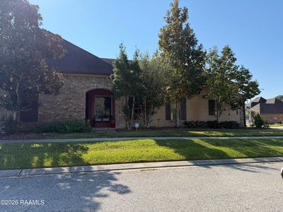 106 Chicago Ln