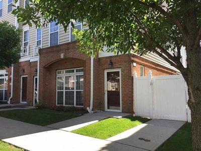265 Custer Ave APT 118