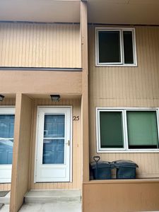 5000 Dartmouth Dr #B25