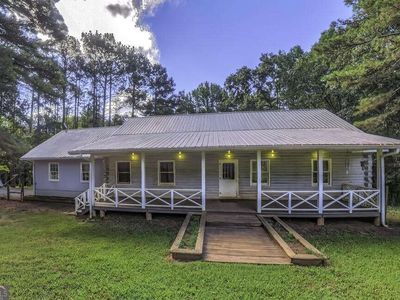 Property at 516 Dickerson Rd, Franklin, GA
