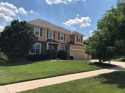 703 Willow Dr