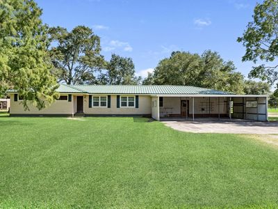 621 Henry Ln