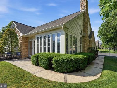 185 Lions Gate Cir