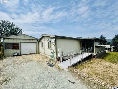 131 Allan St