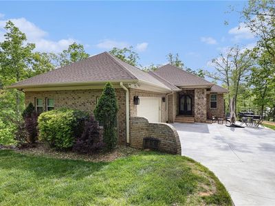 1629 Healing Springs Dr