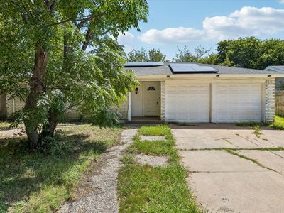 716 Heathcliff Dr