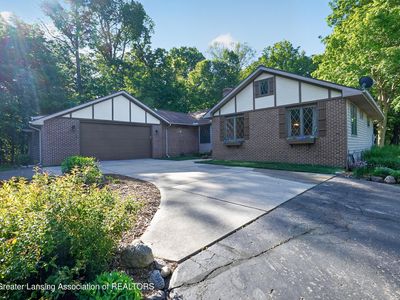 2835 Willoughby Rd