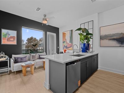 3900 Berkman Dr #315