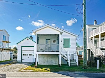 100 Cedar St