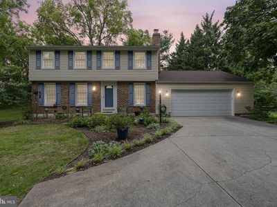 9305 Angelina Cir