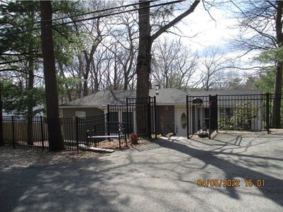 15 Hilldale Ave