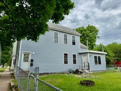 627 Palace Ave