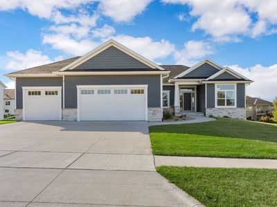 819 Hampshire Cir