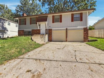 1428 S Apache Ln