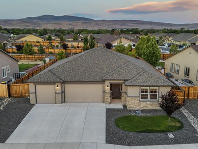 812 Spooner Way