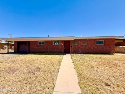 5217 Harlan Dr
