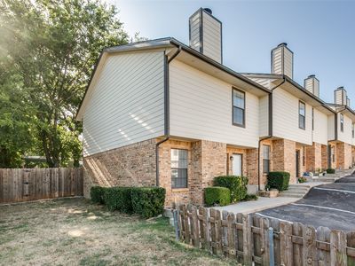 1265 Dallas Dr