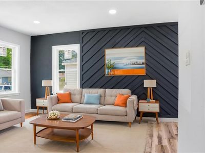 206 Jacquelyn Dr